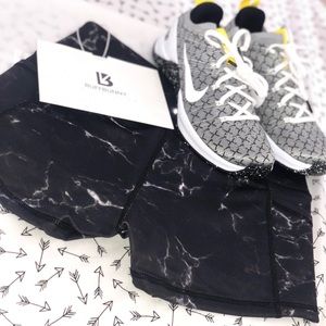 Buffbunny Black Marble Melina Short Size M